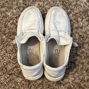 White HeyDudes Size 6